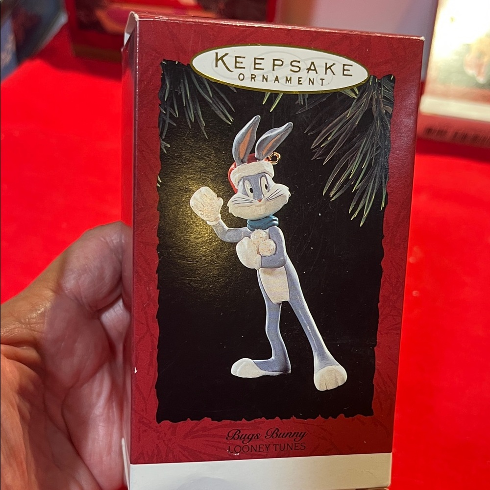 Hallmark Bugs Bunny Keepsake Ornament - Red and Blue, 1995 Looney Tunes